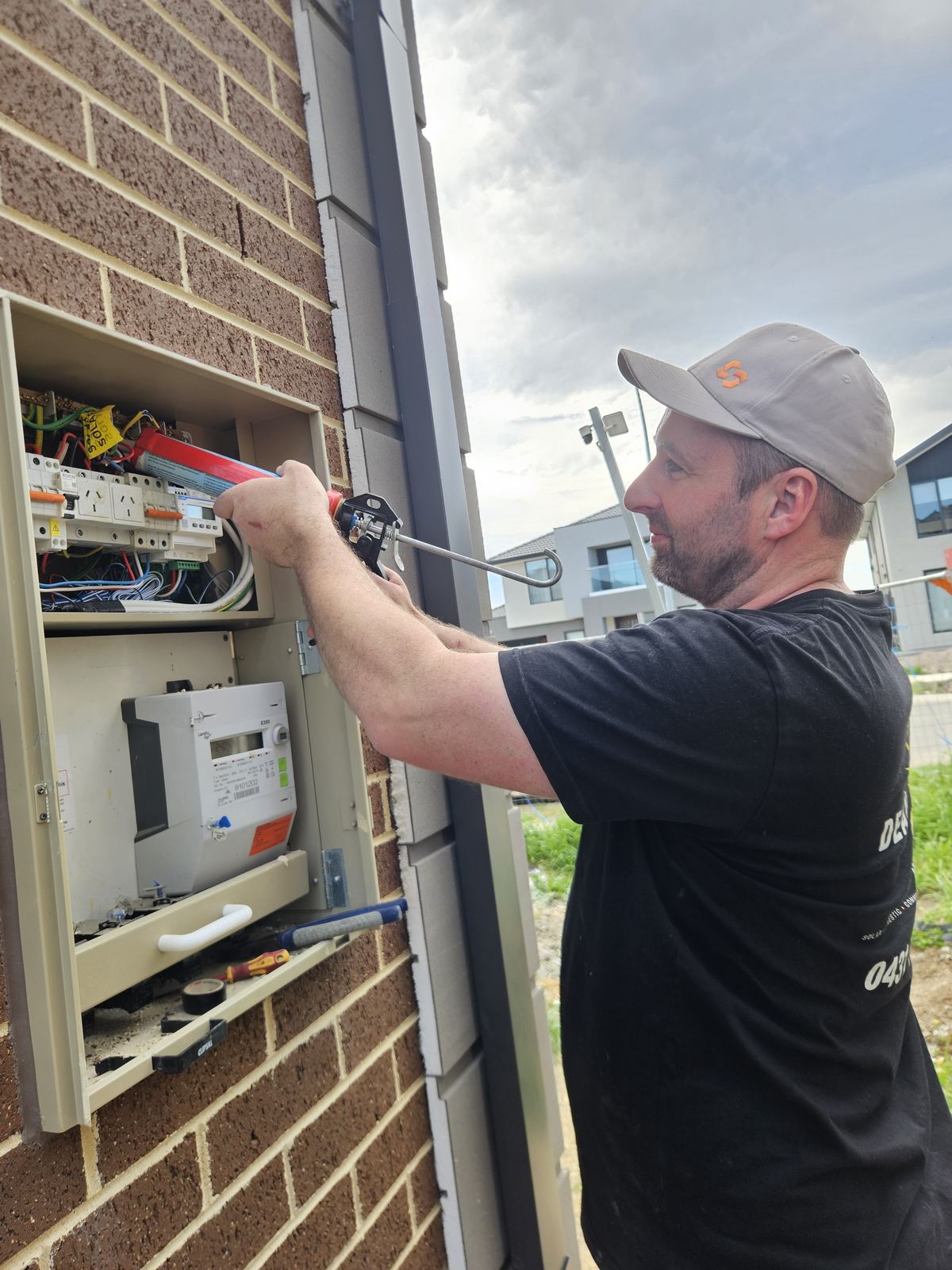 Switchboard and meter box installation, South East Suburbs